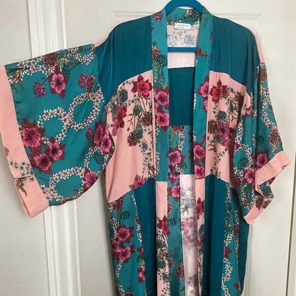 SANDRO  Floral-print silk-satin robe - Picture 6 of 8